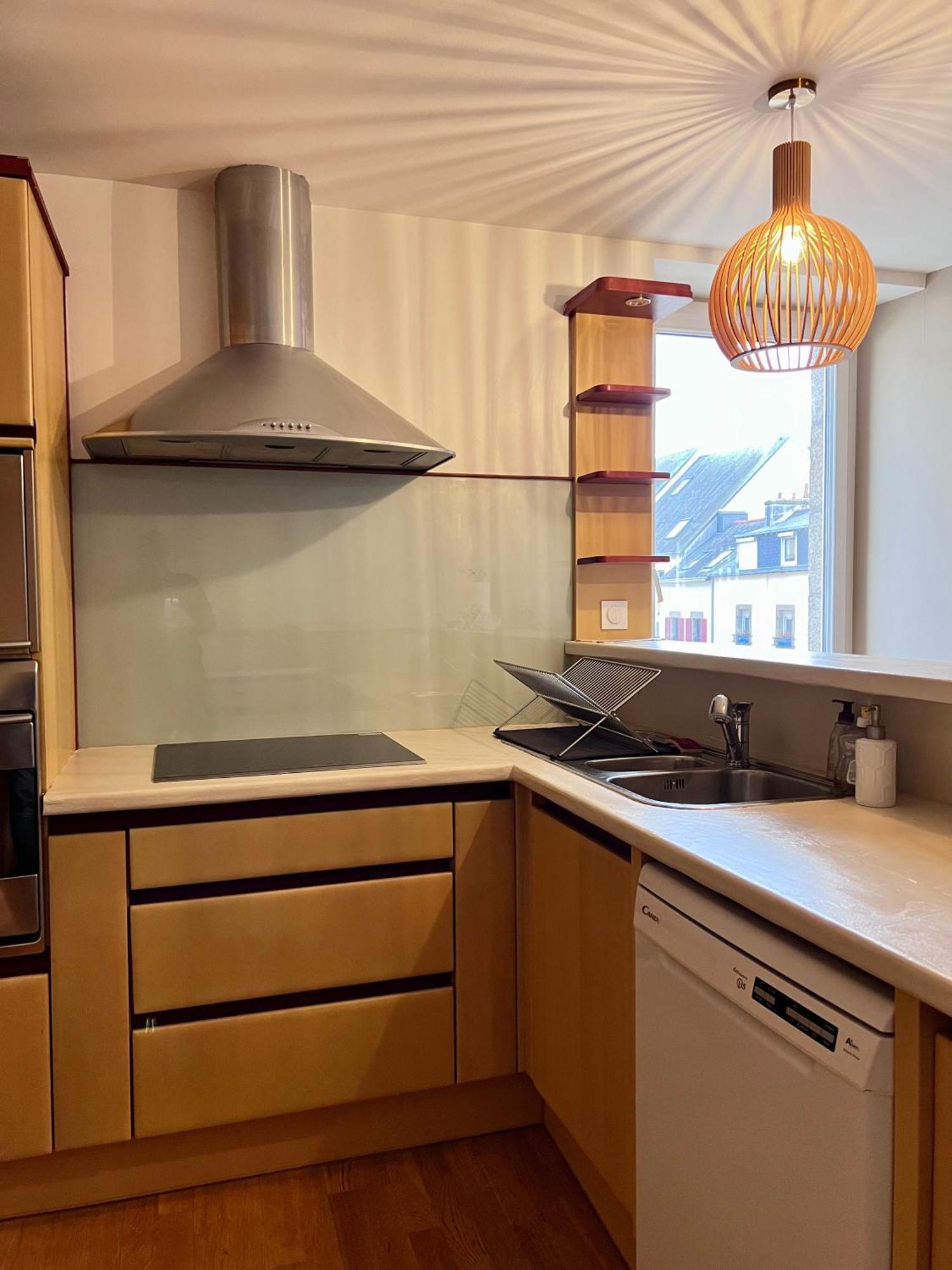 Grand Appartement Ultra Moderne Plein Centre, Plage A Pieds, Avec Parking 孔卡尔诺 外观 照片